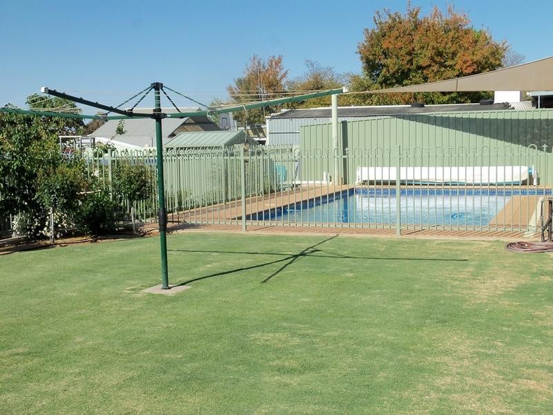 557 Cummins Street, Broken Hill NSW 2880