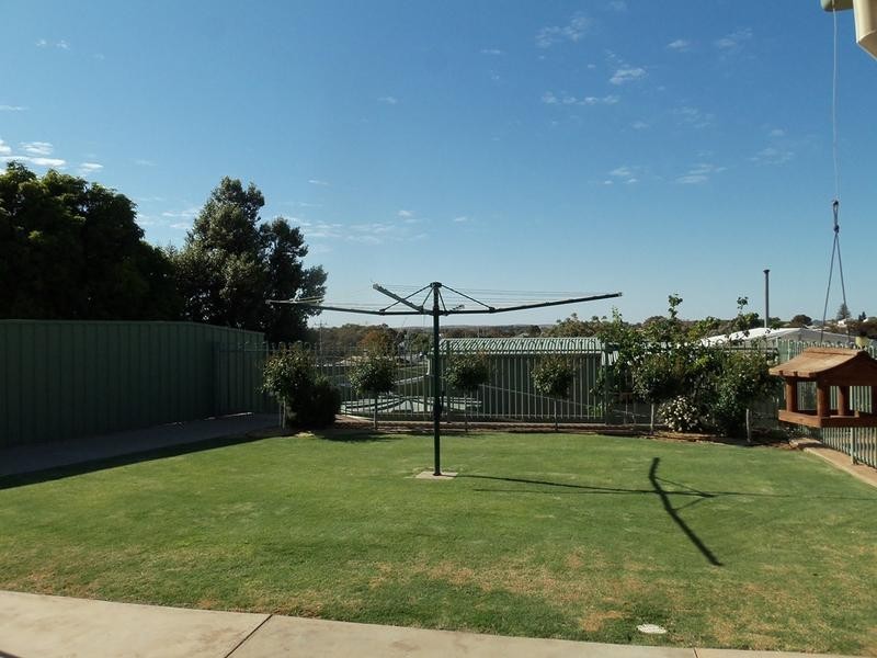 557 Cummins Street, Broken Hill NSW 2880