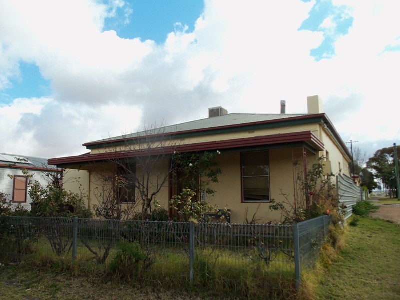 668 Chapple Street, Broken Hill NSW 2880