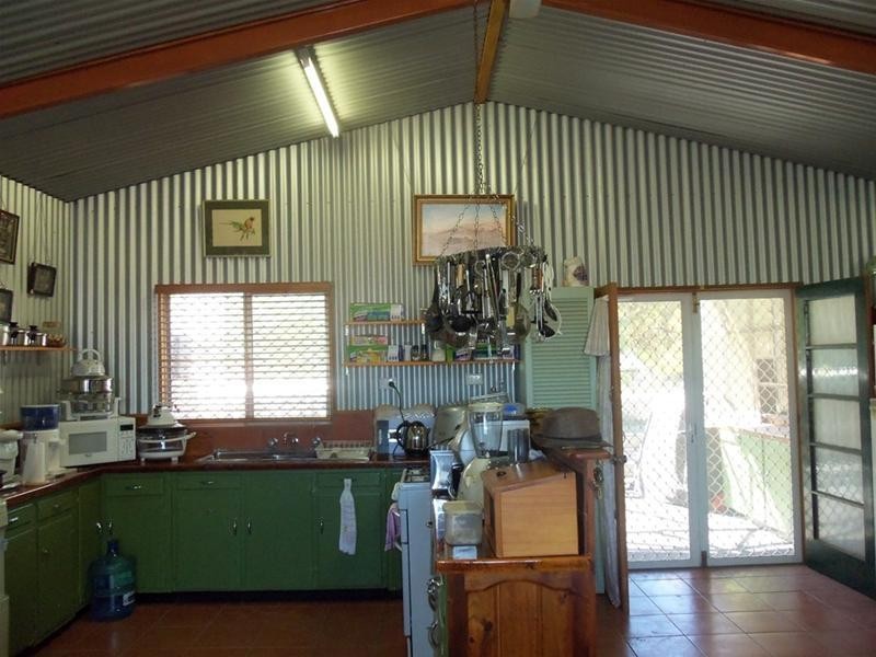 28 Pooncarrie Road, Menindee NSW 2879