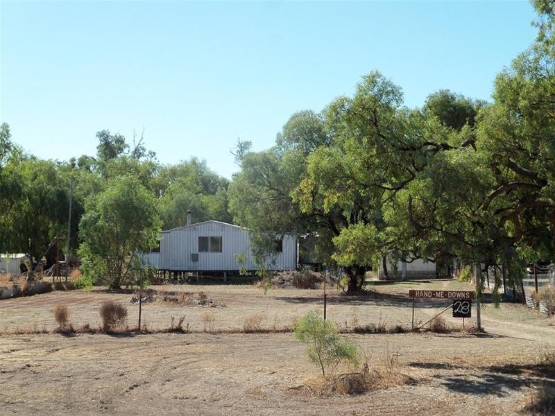 28 Pooncarrie Road, Menindee NSW 2879