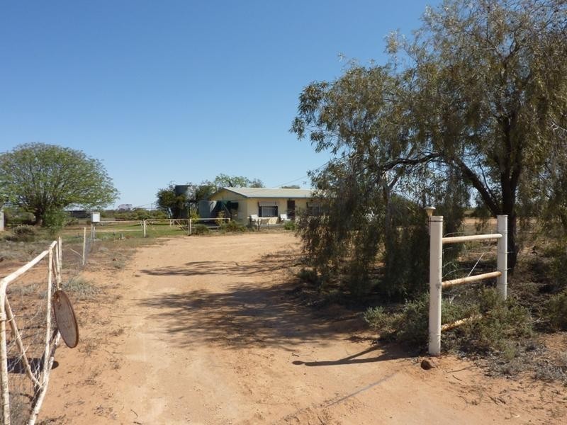 2 Old Pooncarrie Road, Menindee NSW 2879
