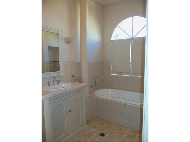 39 Gypsum Street, Broken Hill NSW 2880
