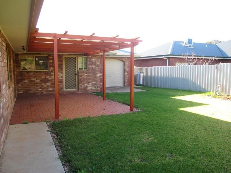 5 Doe Street, Broken Hill NSW 2880