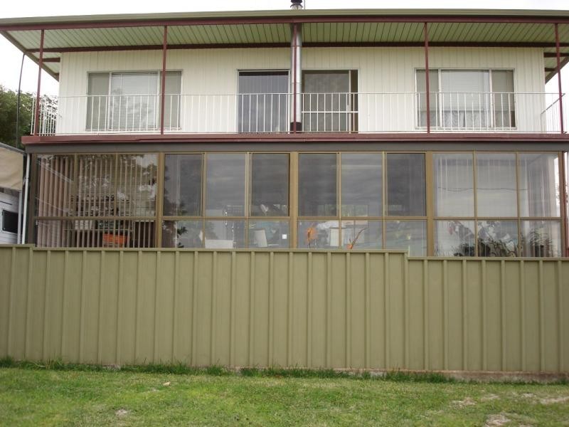 69 Lakeview AVENUE, SUNSET STRIP, Menindee NSW 2879