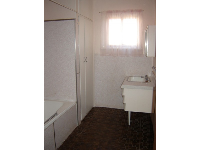 15 Nicholls Street, Broken Hill NSW 2880