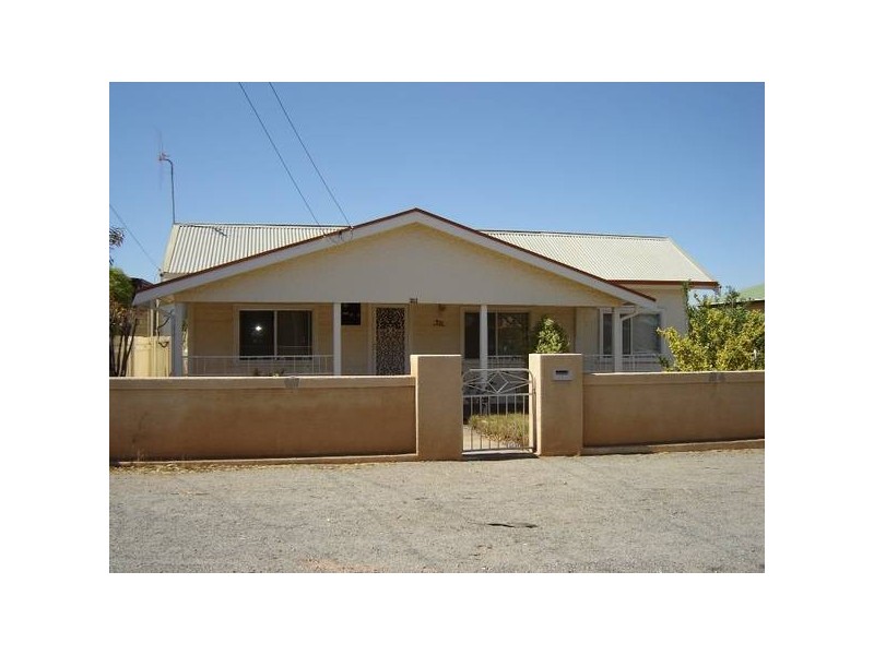 311 Eyre Street, Broken Hill NSW 2880