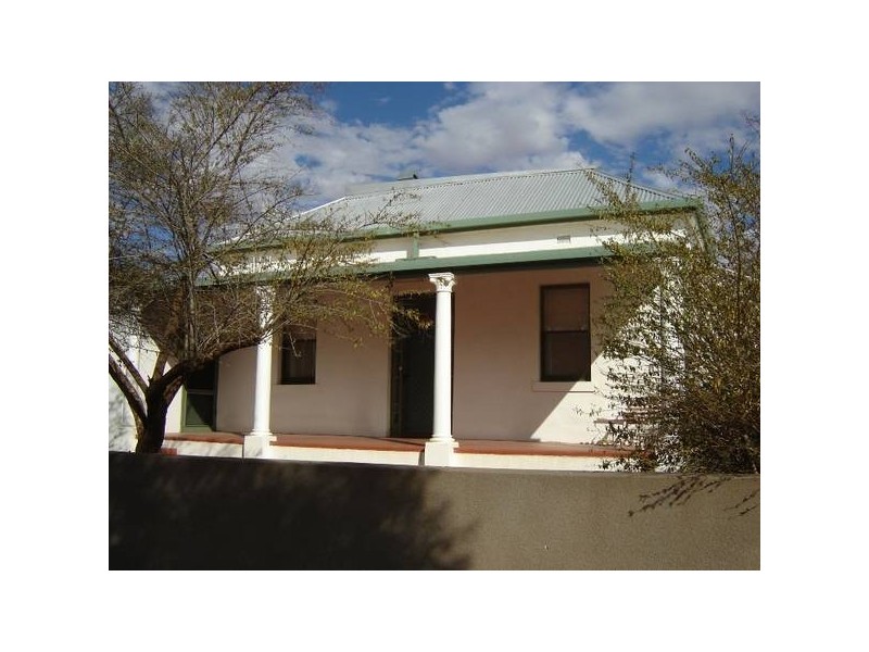 321 Hebbard Street, Broken Hill NSW 2880