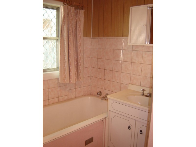 70 Patton Street, Broken Hill NSW 2880