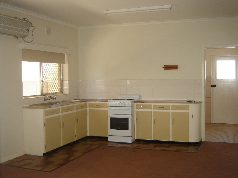 2/745 Beryl Street, Broken Hill NSW 2880