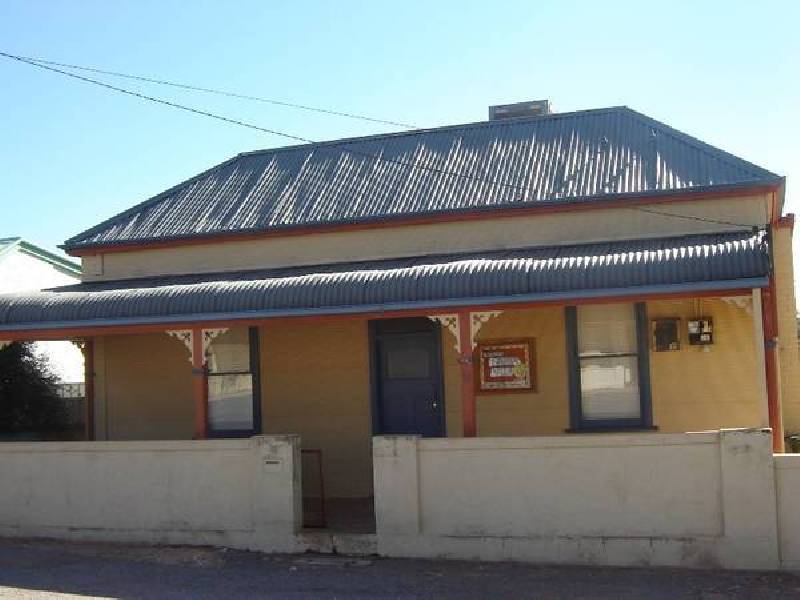 12 Nicholls Street, Broken Hill NSW 2880