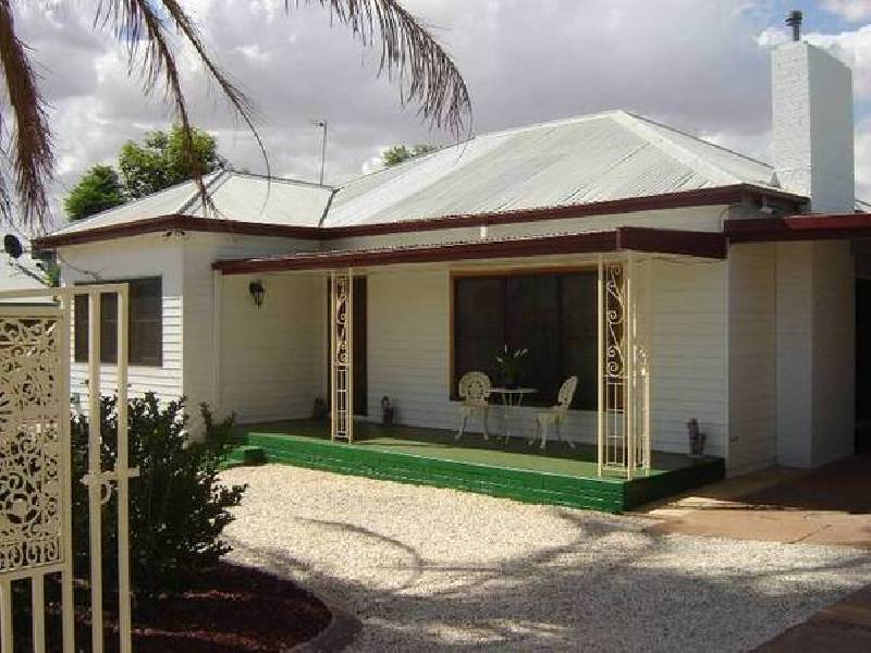 6 Rockwell Street, Broken Hill NSW 2880