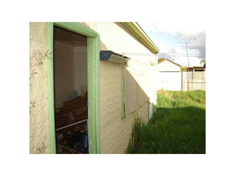 Thomas Lane, Broken Hill NSW 2880