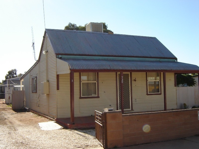720 Lane Street, Broken Hill NSW 2880