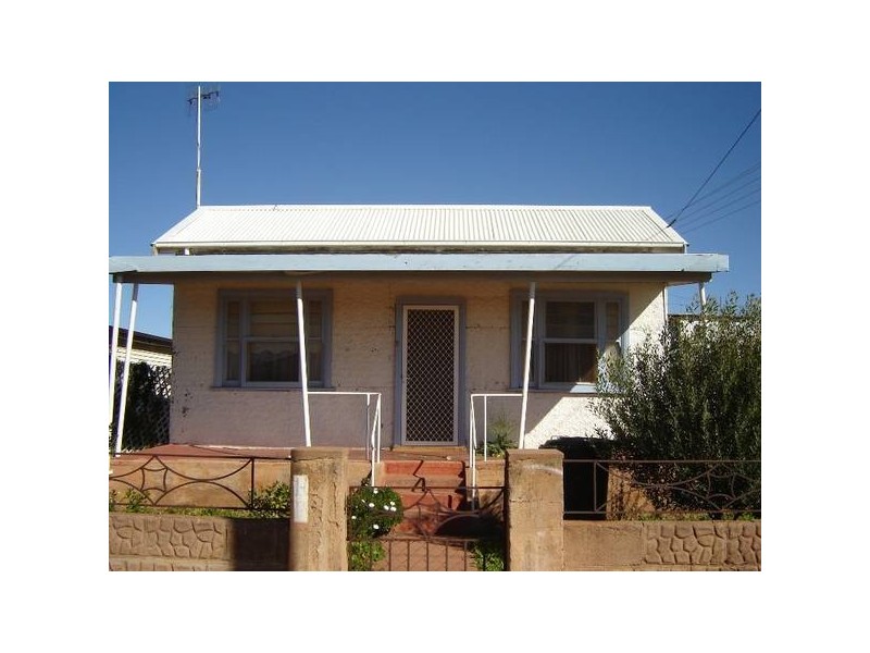 287 Zebina Street, Broken Hill NSW 2880