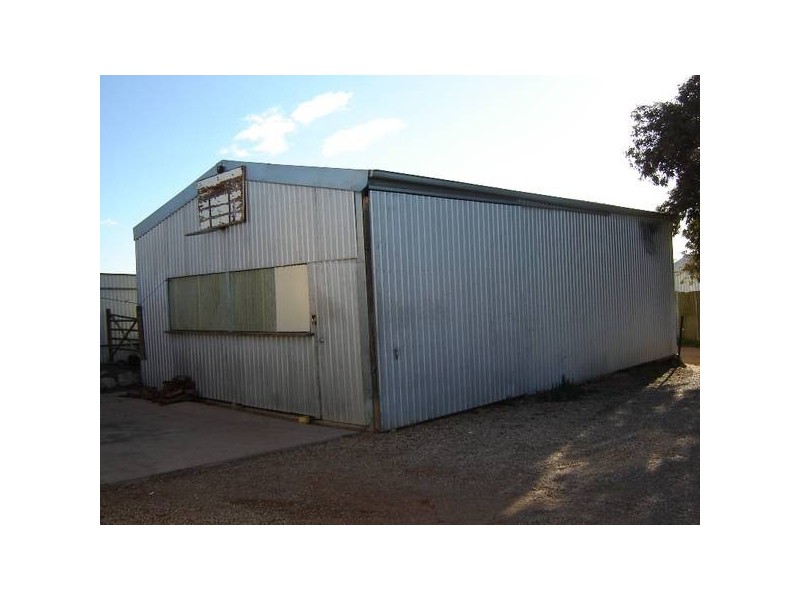 126 Gaffney Street, Broken Hill NSW 2880