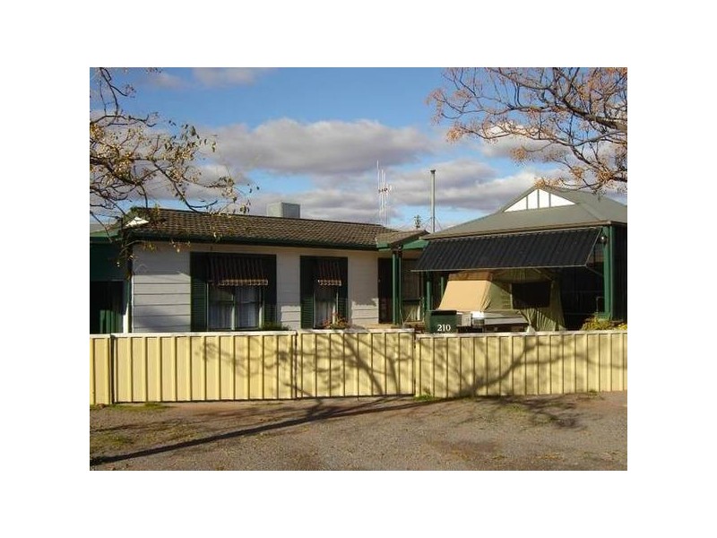 210 Hall Street, Broken Hill NSW 2880