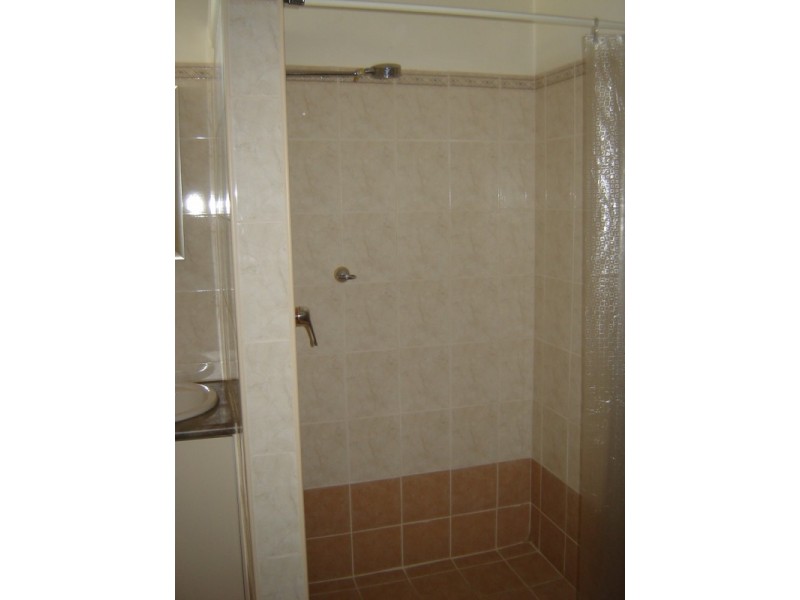 240 Oxide Street, Broken Hill NSW 2880