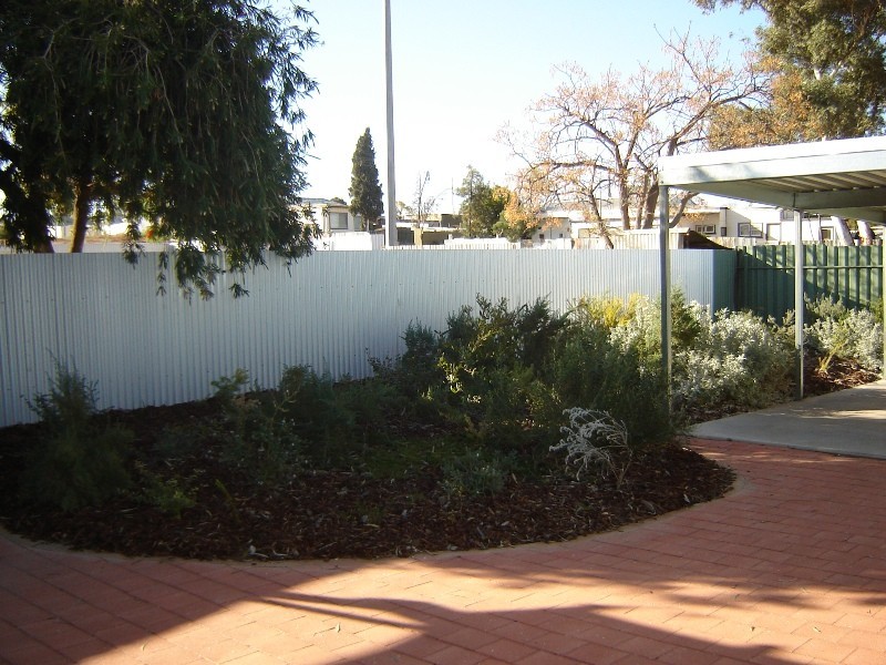 240 Oxide Street, Broken Hill NSW 2880