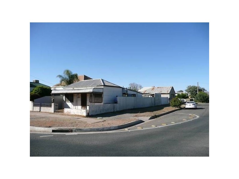 176 Mcculloch Street, Broken Hill NSW 2880