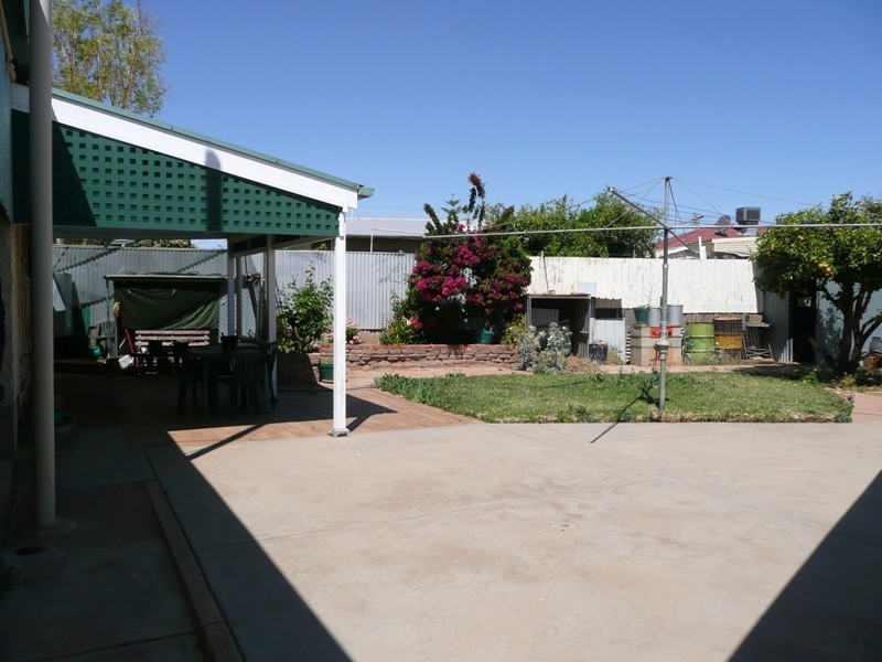 1 Casuarina Avenue, Broken Hill NSW 2880