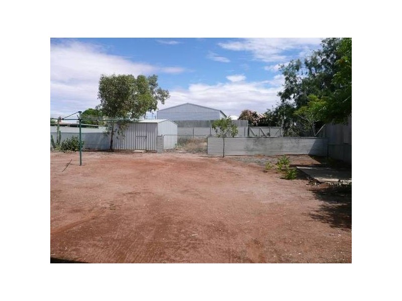 220 Wilson Street, Broken Hill NSW 2880