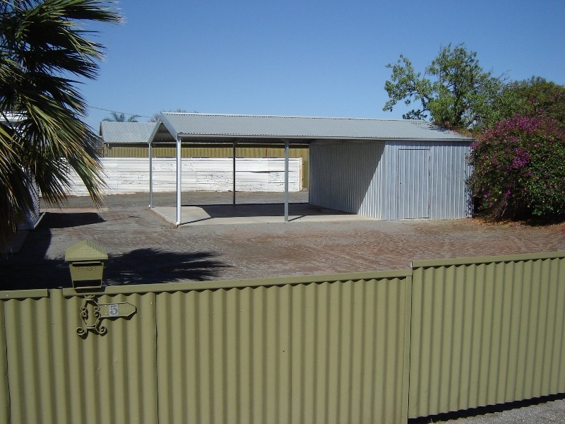 5 Zinc Street, Broken Hill NSW 2880