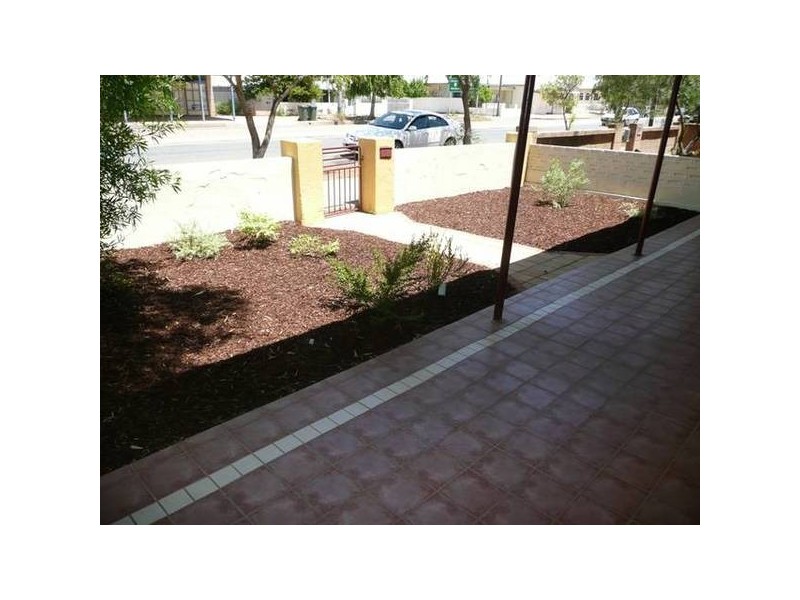 240 Oxide Street, Broken Hill NSW 2880