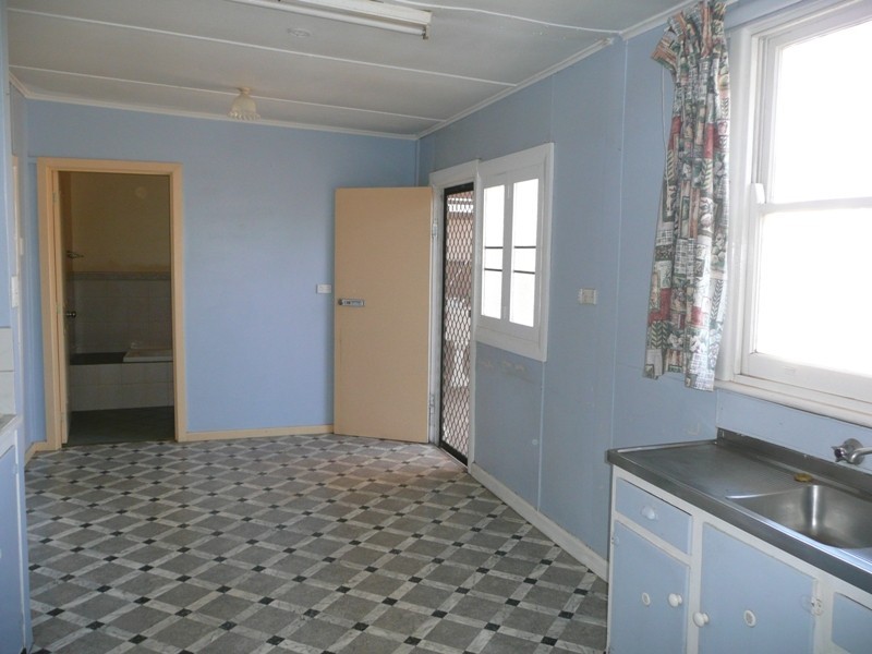 12 Crystal Street, Broken Hill NSW 2880