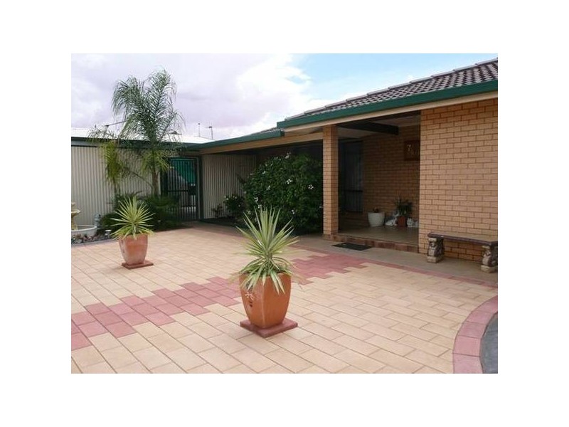 740 Lane Street, Broken Hill NSW 2880