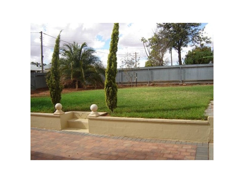 382 Kaolin Street, Broken Hill NSW 2880