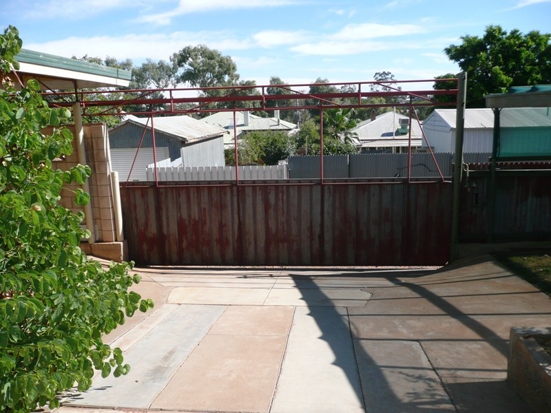 274 Kaolin Street, Broken Hill NSW 2880