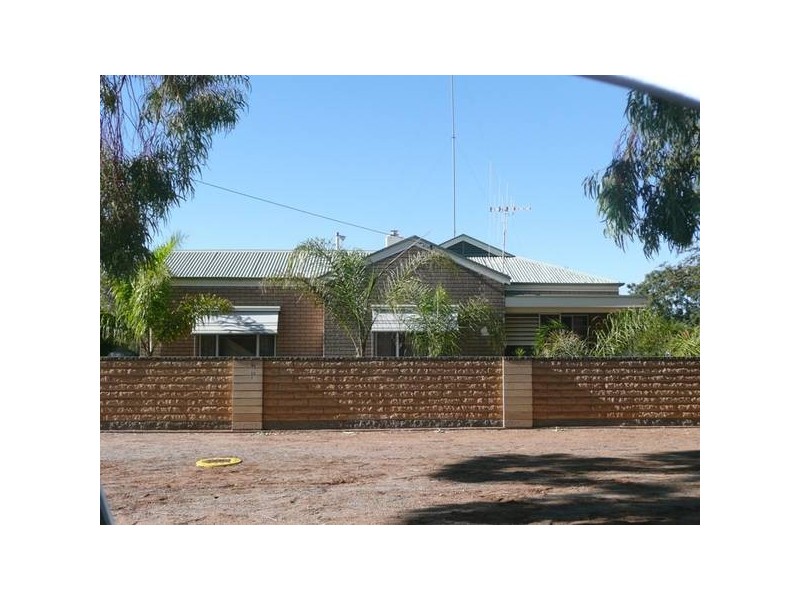 477 Lane Street, Broken Hill NSW 2880