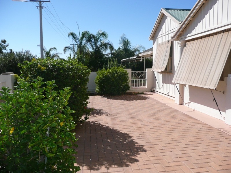 130 Buck Street, Broken Hill NSW 2880