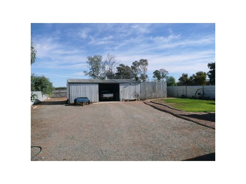 46 Darling Street, Menindee NSW 2879