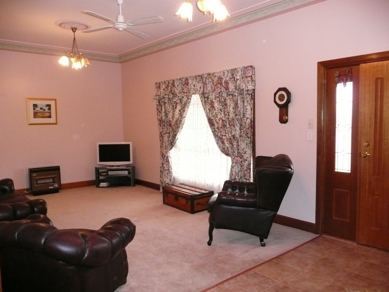 16 South Street, Broken Hill NSW 2880