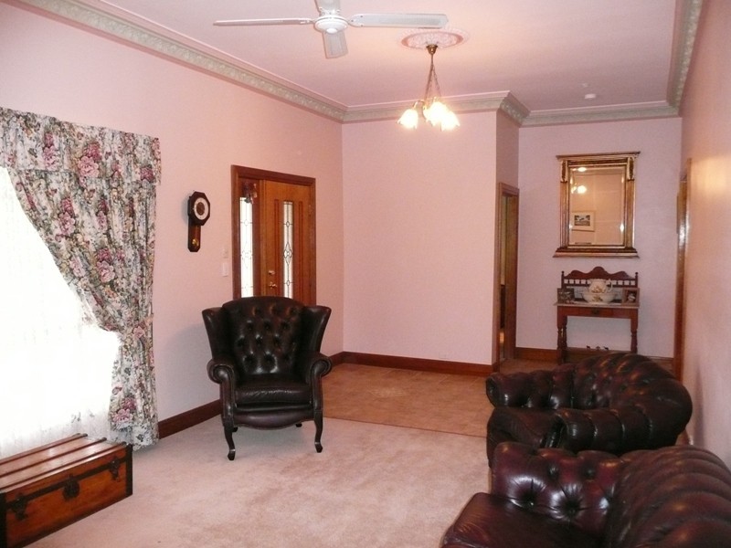 16 South Street, Broken Hill NSW 2880