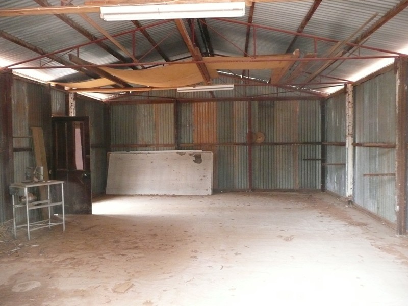 13 Yartla Street, Menindee NSW 2879