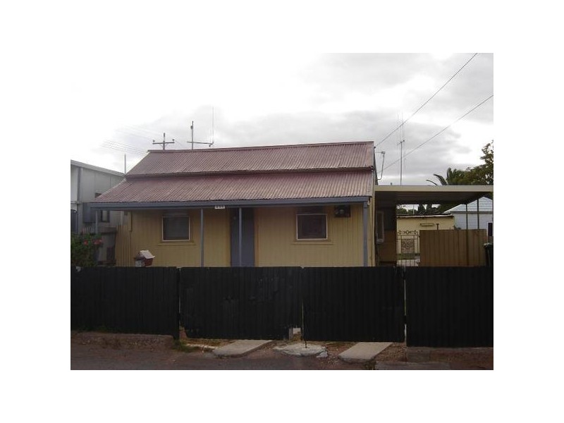 666 Lane Street, Broken Hill NSW 2880