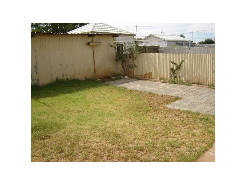 666 Lane Street, Broken Hill NSW 2880