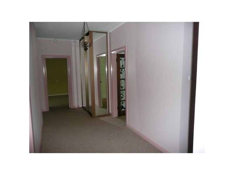 10 Albert Morris Avenue, Broken Hill NSW 2880