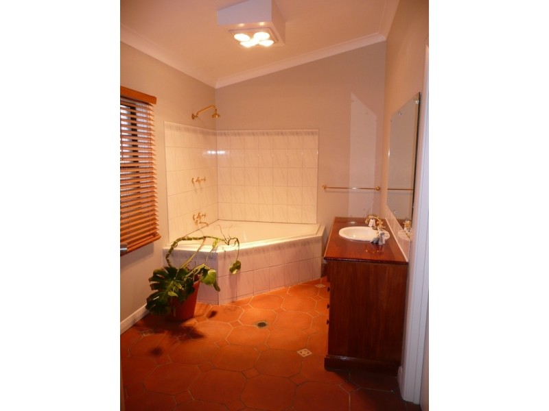 295 Oxide Street, Broken Hill NSW 2880