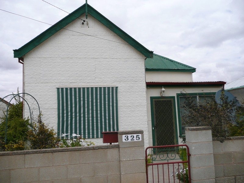 325 Thomas Lane, Broken Hill NSW 2880