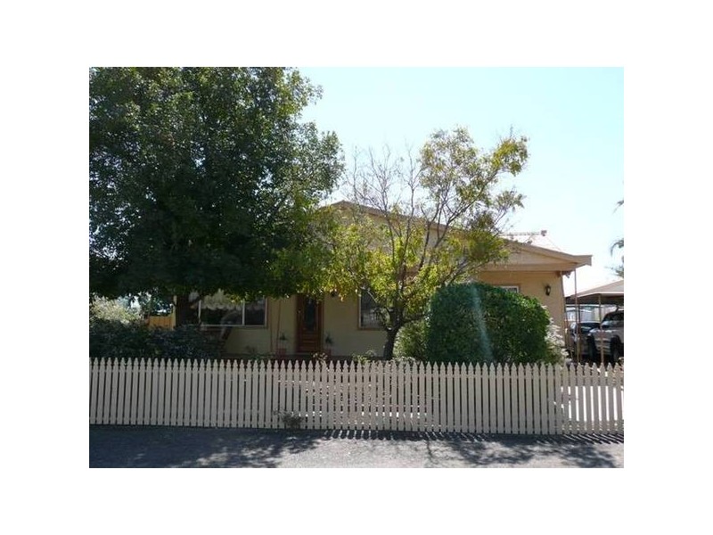 4 Casaurina Avenue, Broken Hill NSW 2880