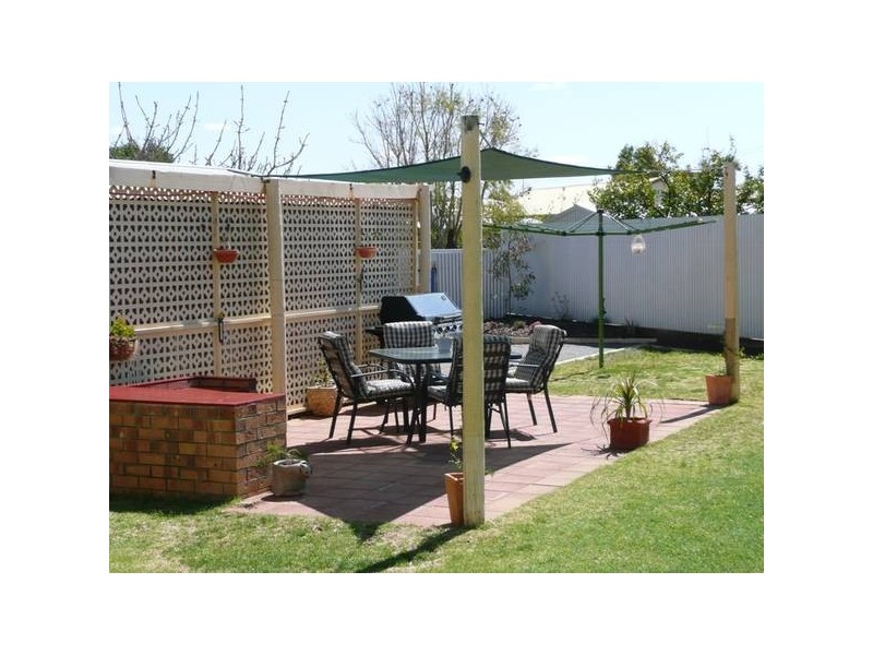 4 Casaurina Avenue, Broken Hill NSW 2880