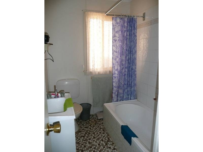 676 McGowen Street, Broken Hill NSW 2880