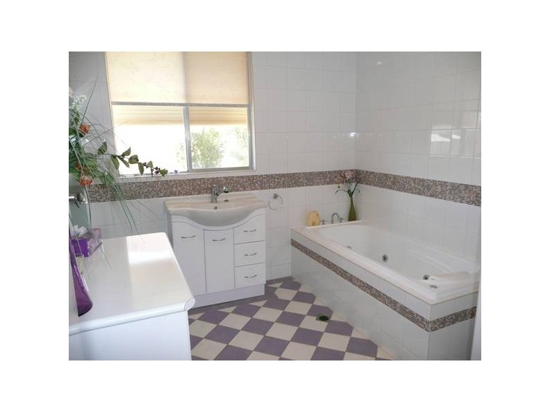 187 Pell Street, Broken Hill NSW 2880