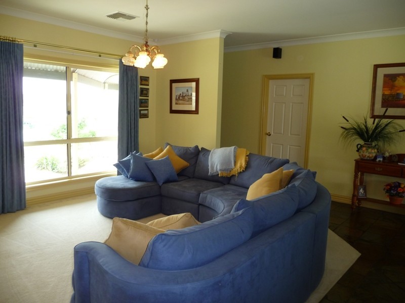 428 Oxide Street, Broken Hill NSW 2880