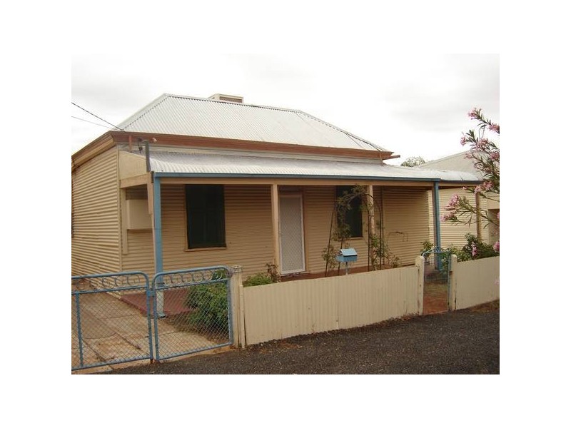 84 Harris Street, Broken Hill NSW 2880