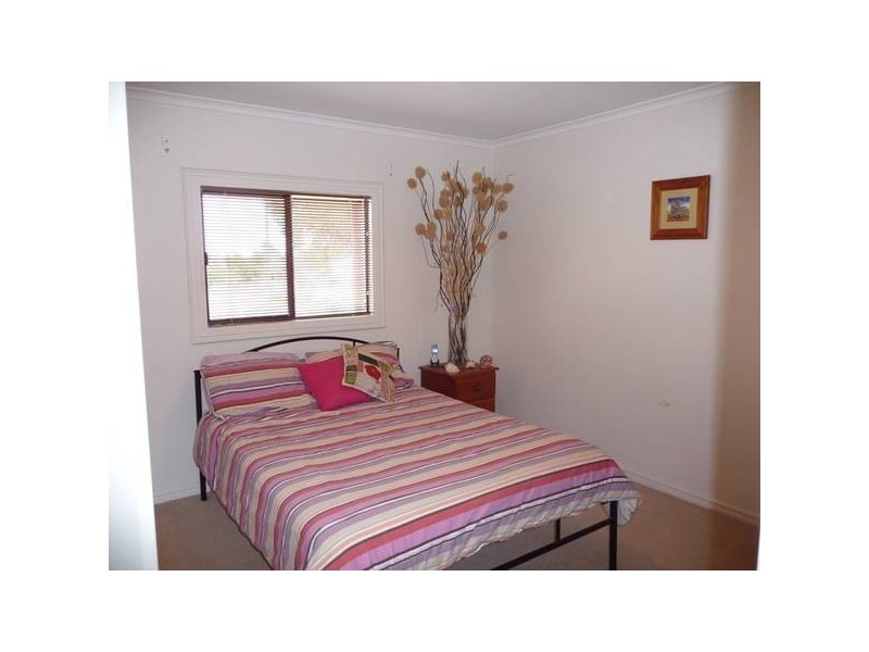 293-295 KAOLIN STREET, Broken Hill NSW 2880